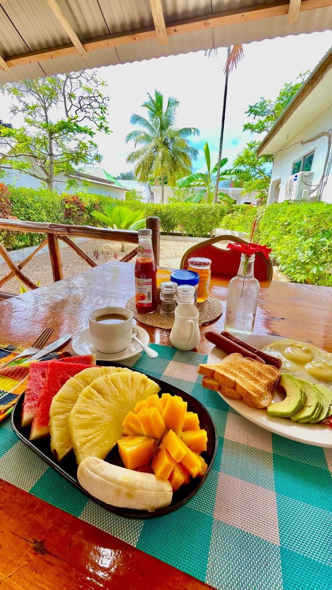 Kihori Nungwi Acomodação com café da manhã Exterior foto